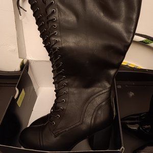 Heeled lace up knee boots